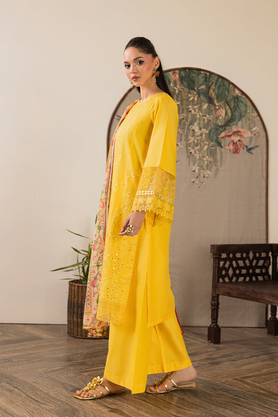 Golden Topaz-Luxury Pret (3PC)