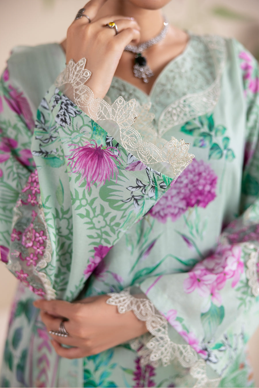 VEYA– Printed Luxury Pret (3Pcs)