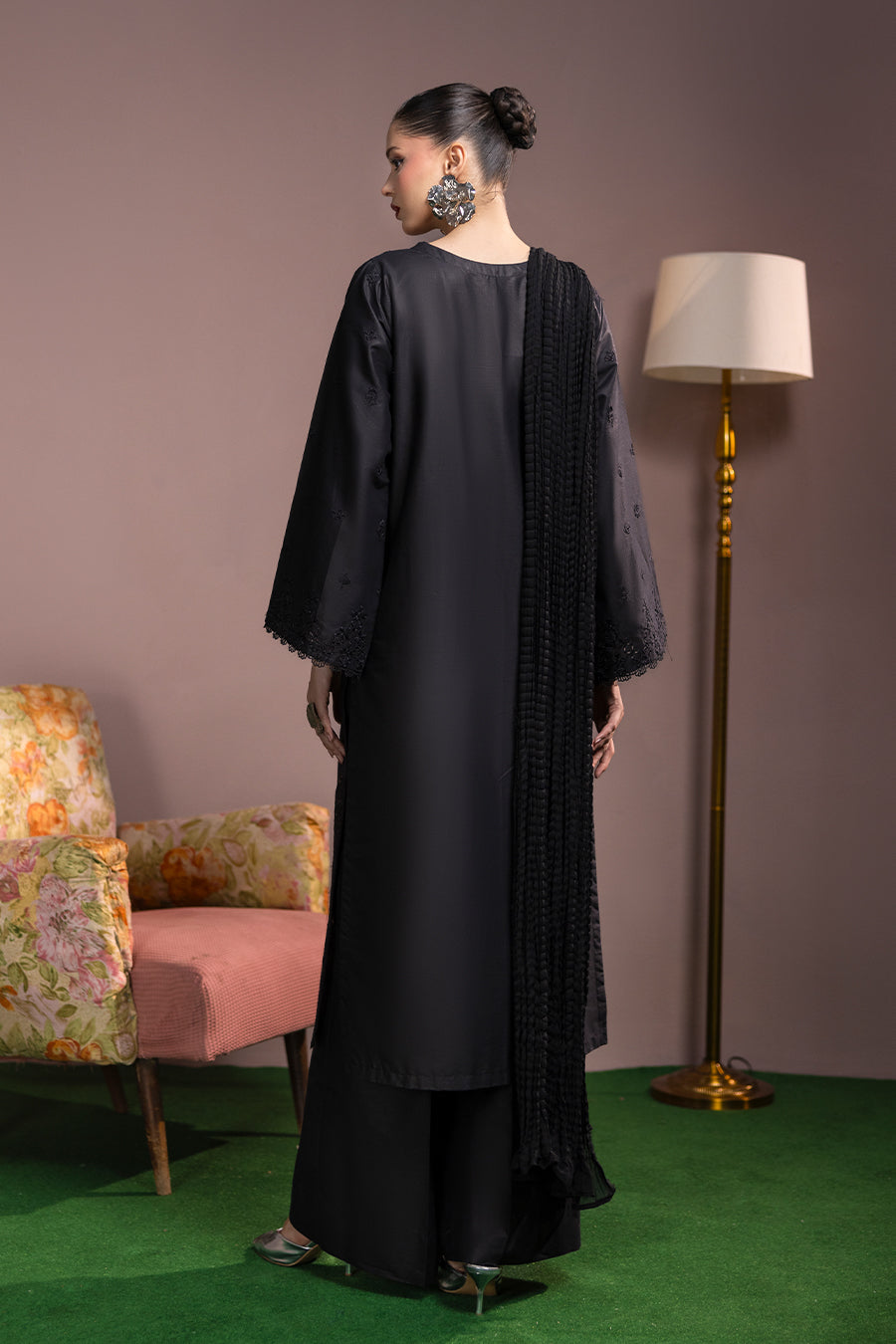 Obsidian-Luxury Pret (3PC)