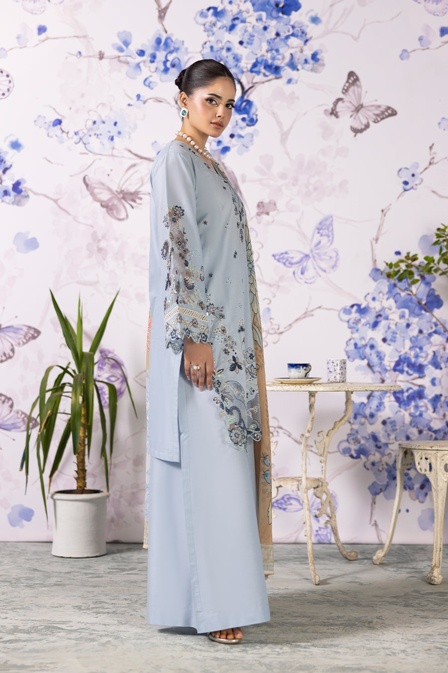 Aquamarine-Luxury Pret (3PC)