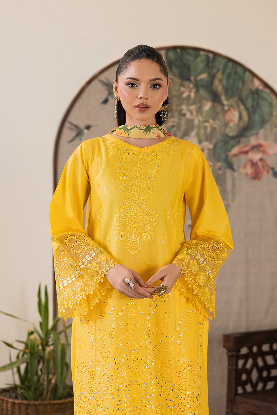 Golden Topaz-Luxury Pret (3PC)