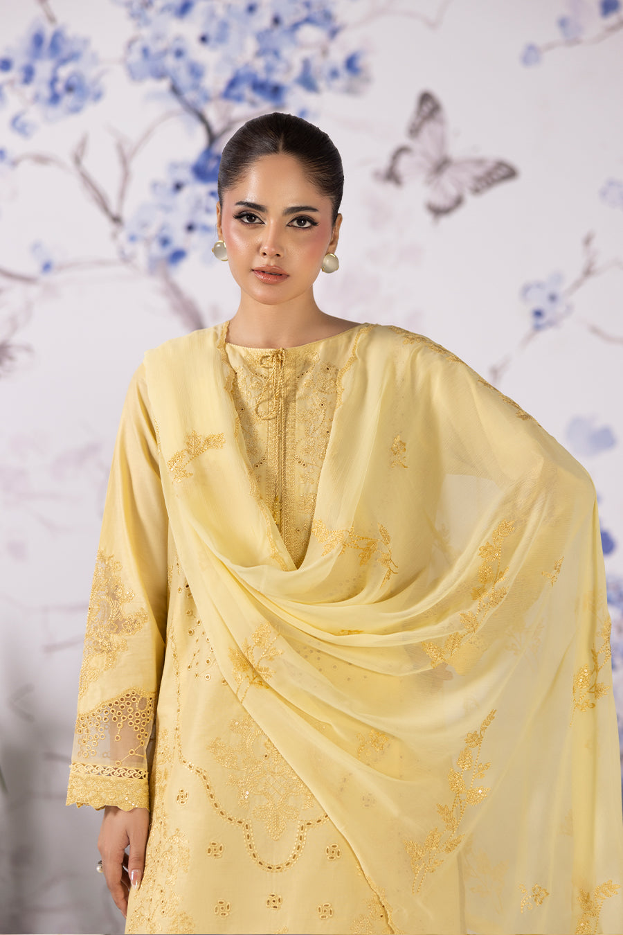Amber- Luxury Pret (3PC)