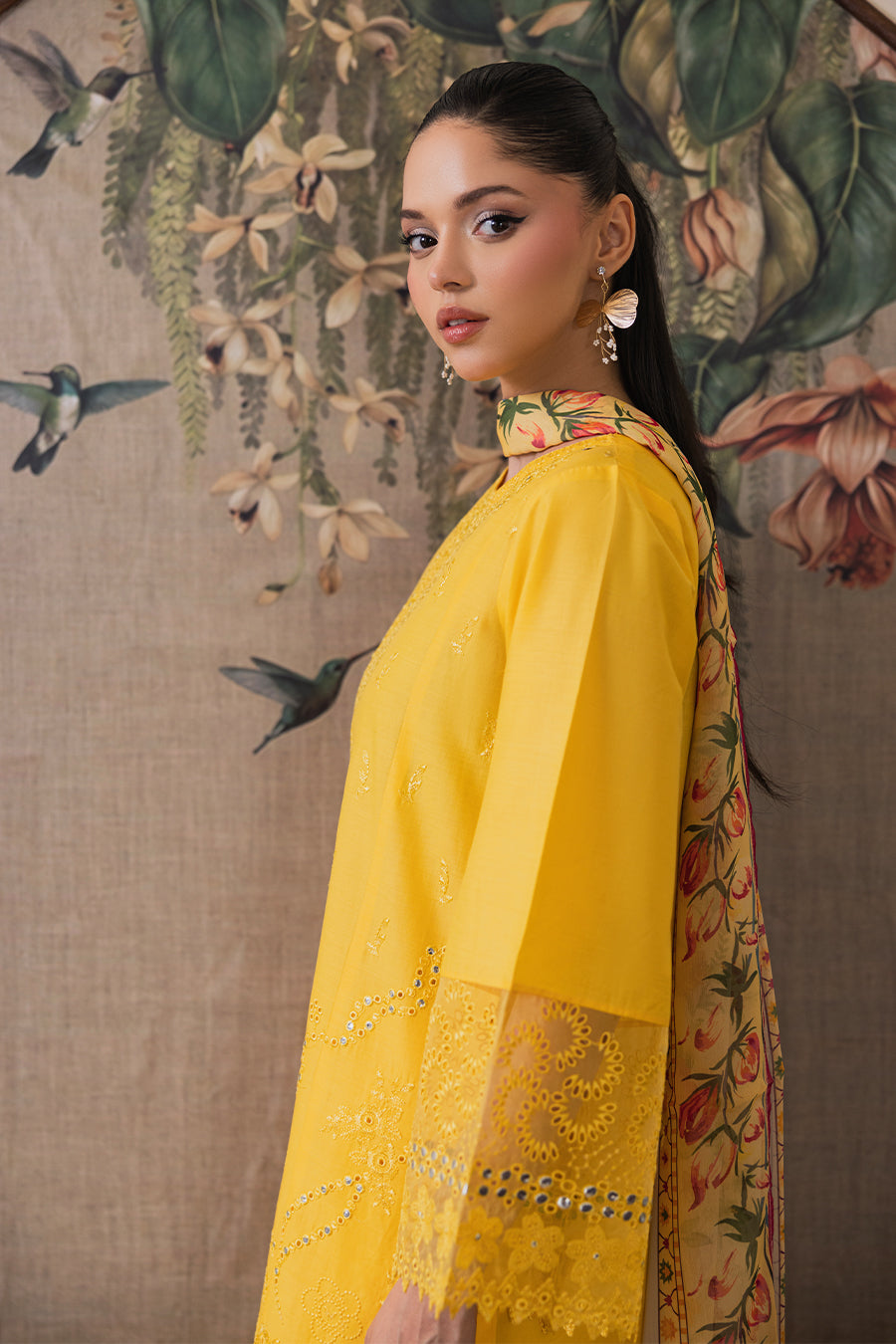 Golden Topaz-Luxury Pret (3PC)