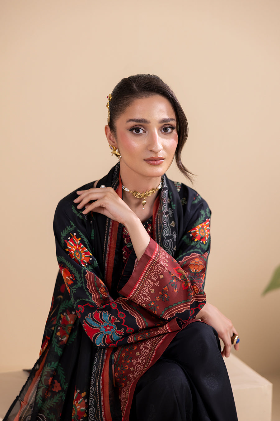 ZARINA – Printed Luxury Pret (3Pcs)