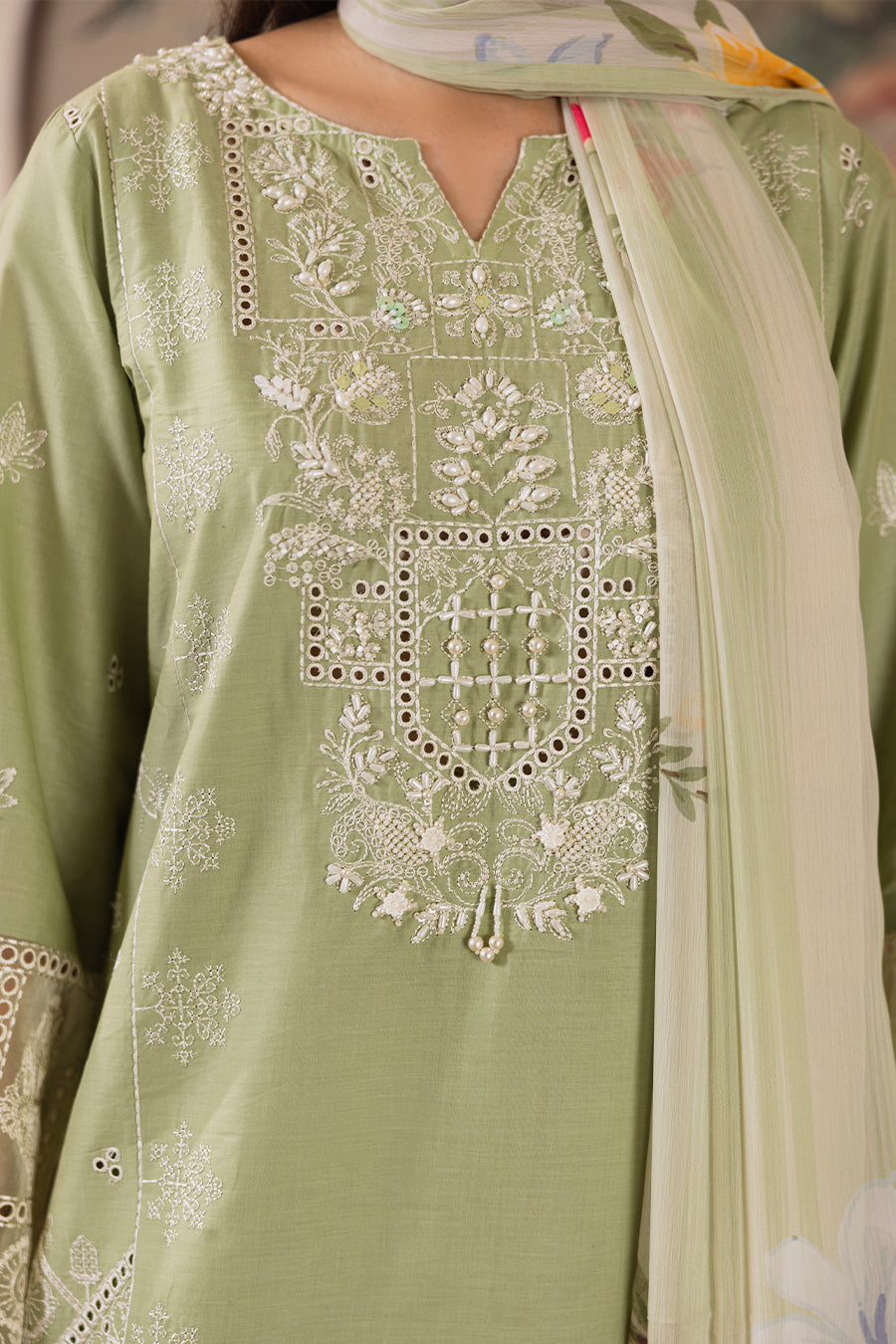 Prehnite-Luxury Pret (3PC)